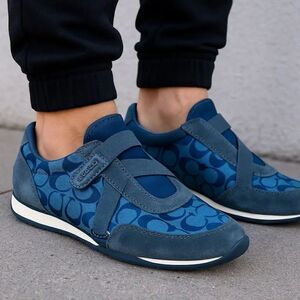 Coach Kyrie Blue Monogram Sneakers | Women’s Size 8.5